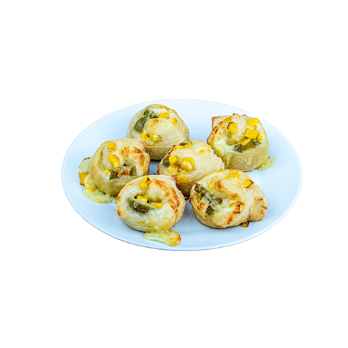 Pizzabrötchen gefüllt mit Jalapenos, Mais und Gouda