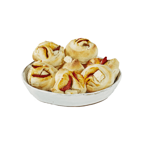 Pizza-Brötchen Sucuk und Hirtenkäse