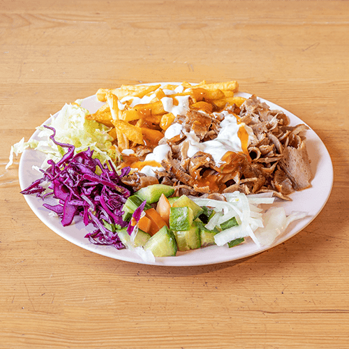 Dönerteller mit Dönerfleisch und Salat