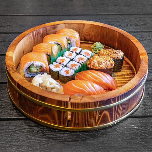 Fashion Salmon Bento Box (16 pieces)