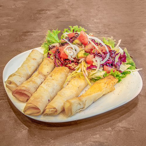 Teigrollen mit Käsefüllung (5 Stück)
