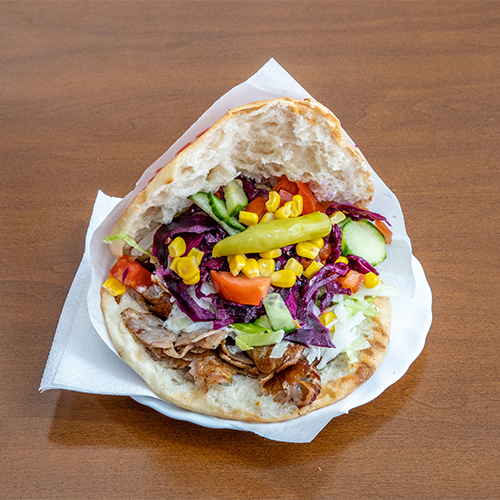 Döner im halben Fladenbrot