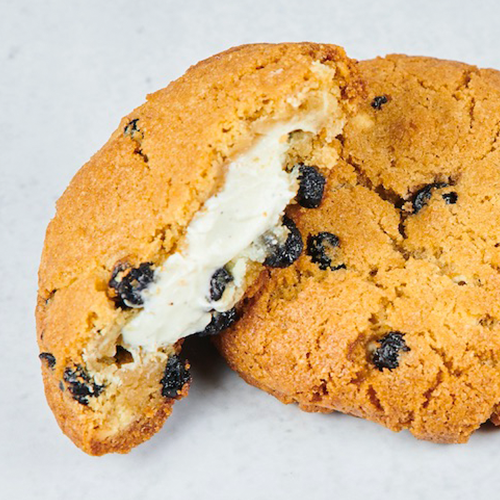 Blueberry-Cheesecake Cookie