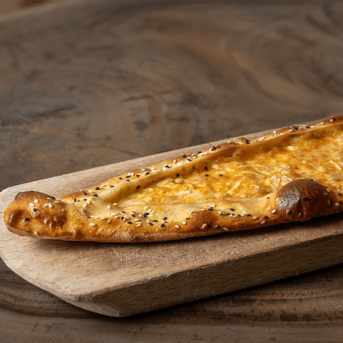 Beyaz Peynirli Pide (vegetarisch)