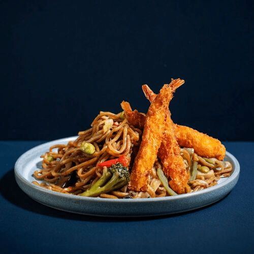 Yakisoba mit Tempura-Garnelen