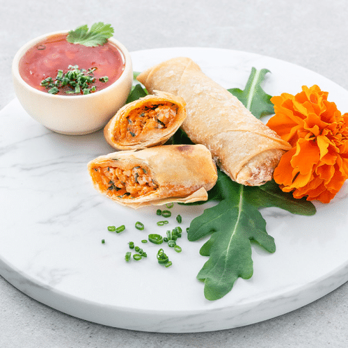 Grilled Chicken Satay Frühlingsrollen (2 Stück)