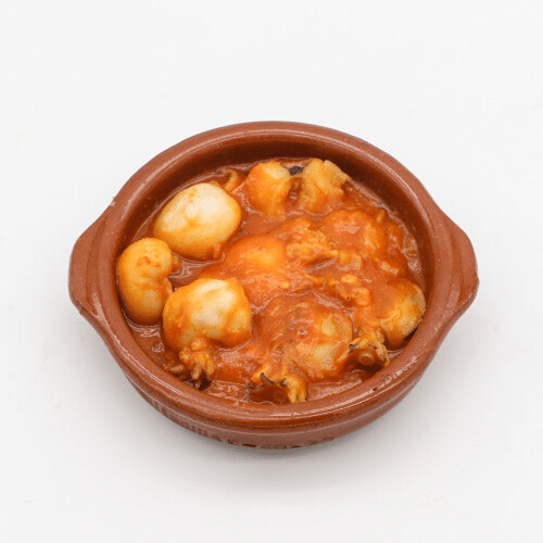 Sepia pequeñas en salsa de tomate