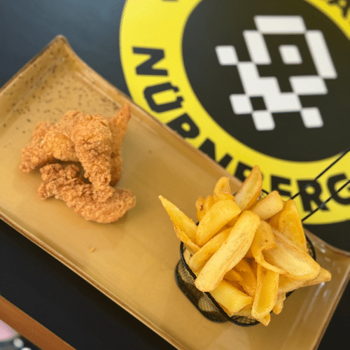 4stk Chicken Tenders mit Pommes