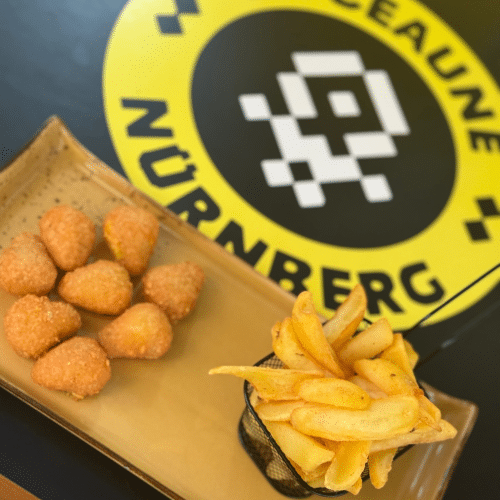5stk Chilli Cheese Nuggets mit Pommes