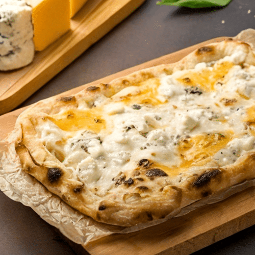 Pinsa Quattro Formaggi