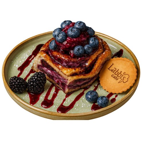 Cinnamon Roll - Blueberry
