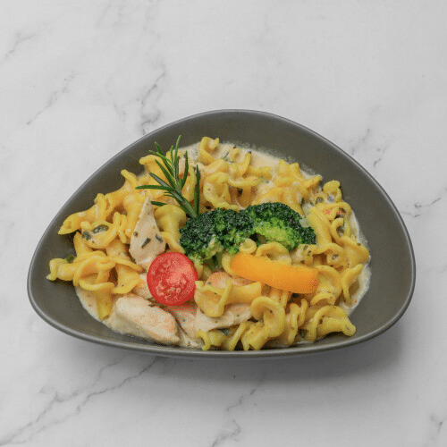 Pasta Chicken Alfredo