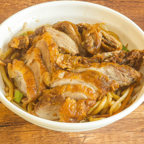 Gebratene Udon mit gerösteter Ente