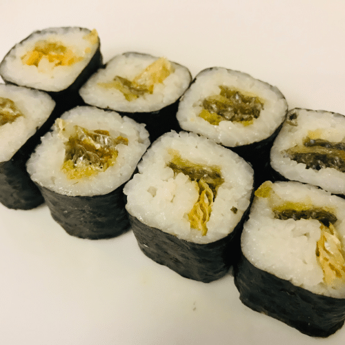 Gebratene Lachshaut Maki