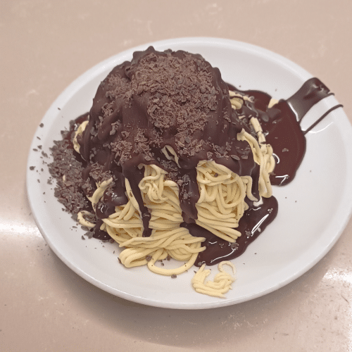 Nero Spaghetti Eis