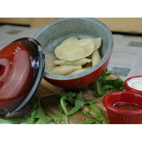 Vareniki mit Stampfkartoffelfüllung und Gebtranenen Zwiebeln