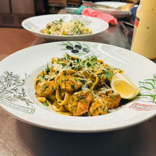 Tagliatelle al Salmone