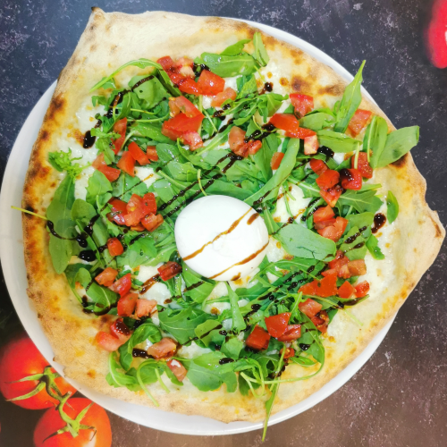 Monats Pizza