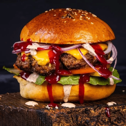 Cheesburger mit Pommes