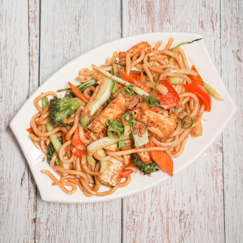 Gebr. Udon Nudeln mit Rindfleisch und Gemüse
