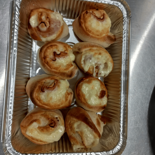 8 Stück ( Pizza Brötchen) k S