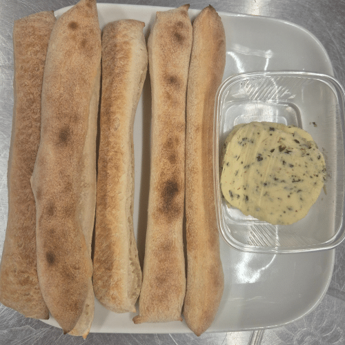 Pizzabrötchen mit Kräuterbutter (6 Stück)