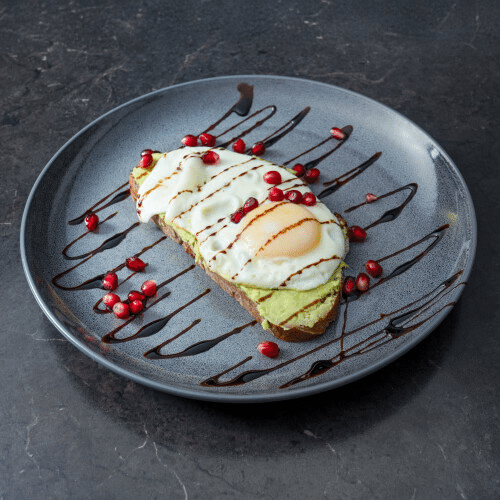 Avocado mit Spiegelei