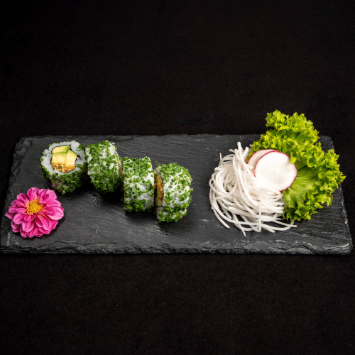 Inside Out Roll Avocado Peanut