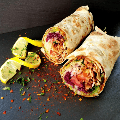 Lahmacun mit Dönerfleisch, Soße