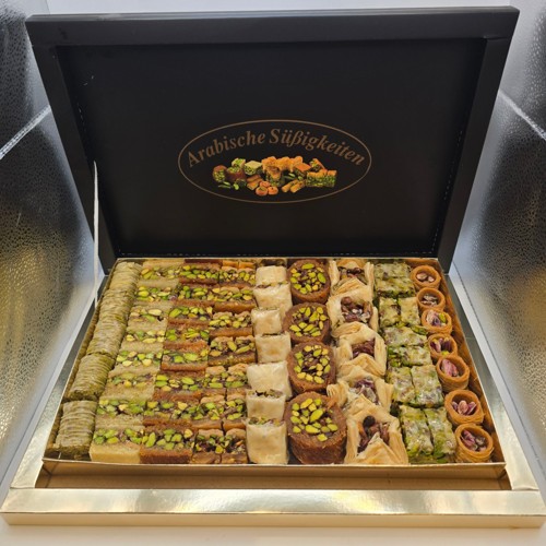 Geschenkbox mit Pistazienspezialitäten 1kg