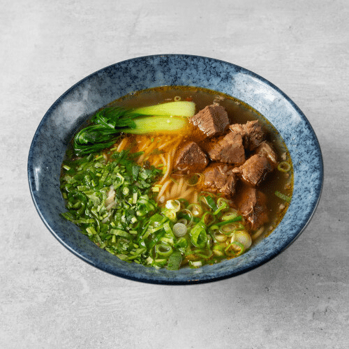 Pasta Geschmorte Rindfleischnudelsuppe