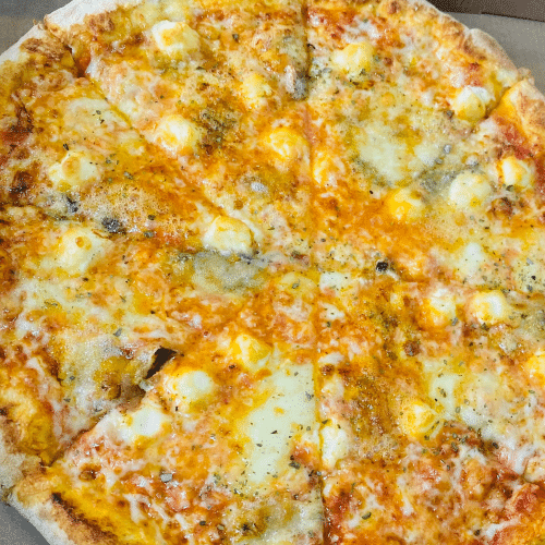 Pizza 4 Formaggi