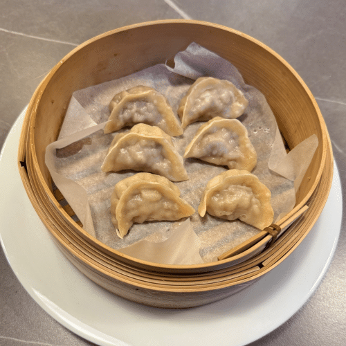 Gedämpfte Hühnerfleisch-Jiaozi(6 Stück)