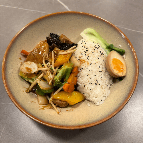 Gemüse-Tofu-Reis