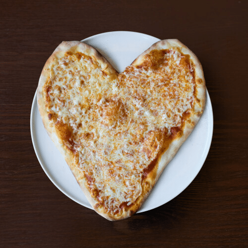 Pizza Margherita (In Herzform )