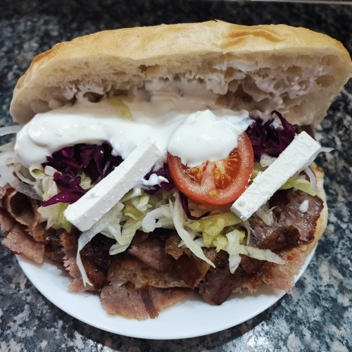 Cheddar Drehspieß (Döner) Pide Spezial