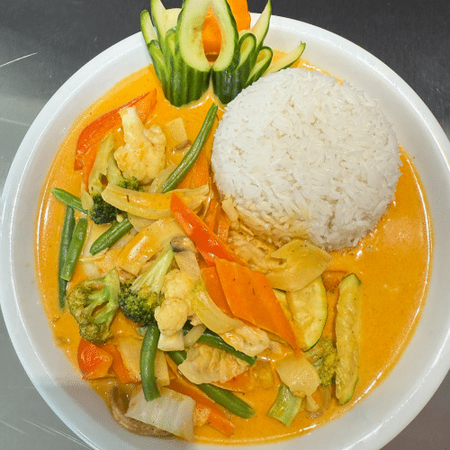 Hühnchen - Thai Rot Curry (leicht scharf)