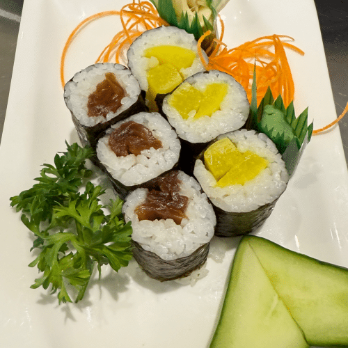 Maki Vegetarisch - Eingelegter Rettich mit Sesam (6 Stück)
