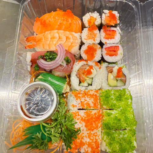Sushi Menü - No. M11-Momoko,