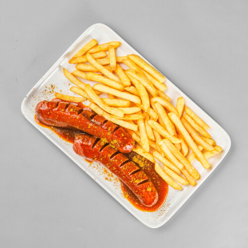 Currywurst mit Pommes