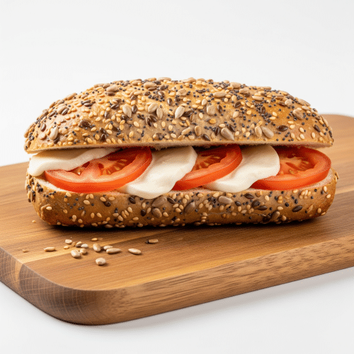 Körnerbrötchen mit Mozzarella und Tomaten
