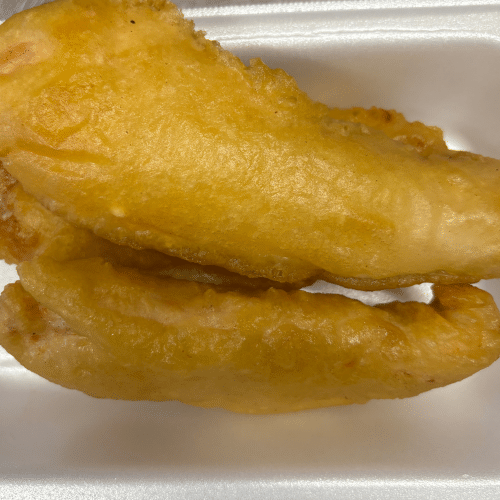 Gebacken Hühnerfleisch mit süß-sauer Sauce