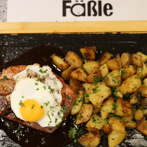 Gegrillter Fleischkäse