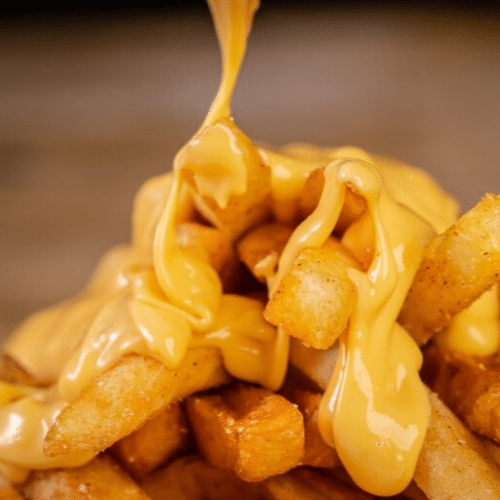 Pommes Frites mit Cheesy