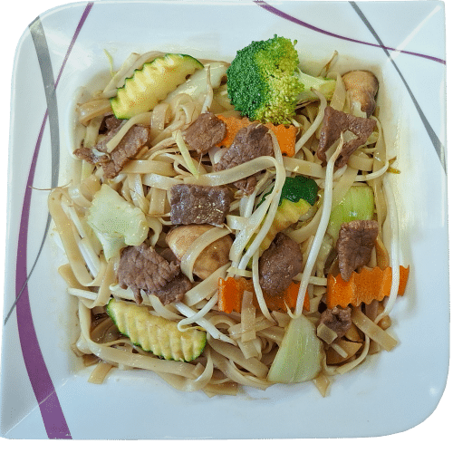 Reisbandnudeln mit Rindfleisch