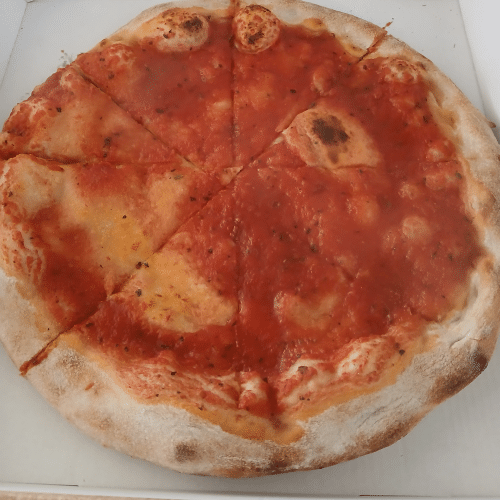 Pizzabrot mit Tomatensauce