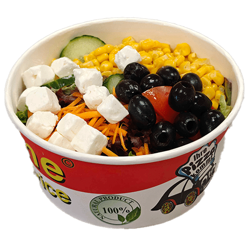 Grüner Salat mit Schafskäse, Mais, Oliven, Tomaten, Gurken