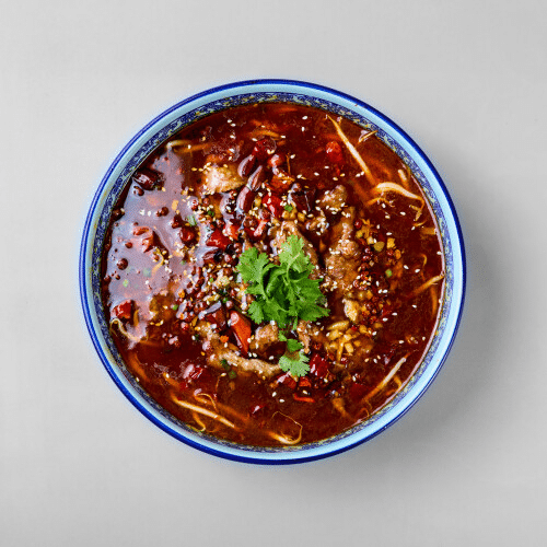 Zartgekochtes Rindfleisch in Chili und Szechuanpfeffer (scharf)