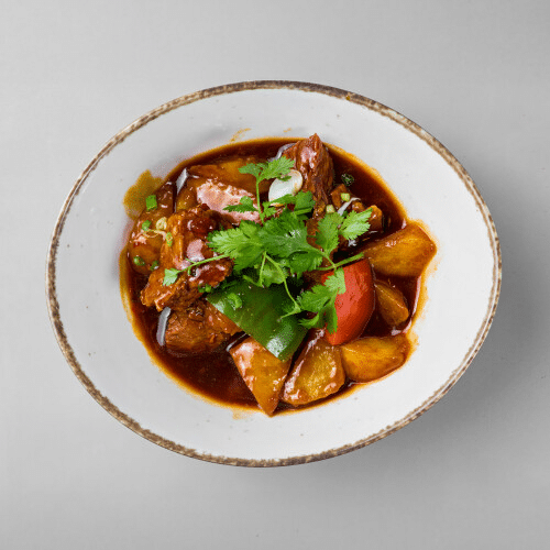 Rindfleisch mit Kartoffeln (pikant)