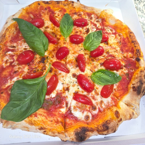 Pizza Caprese